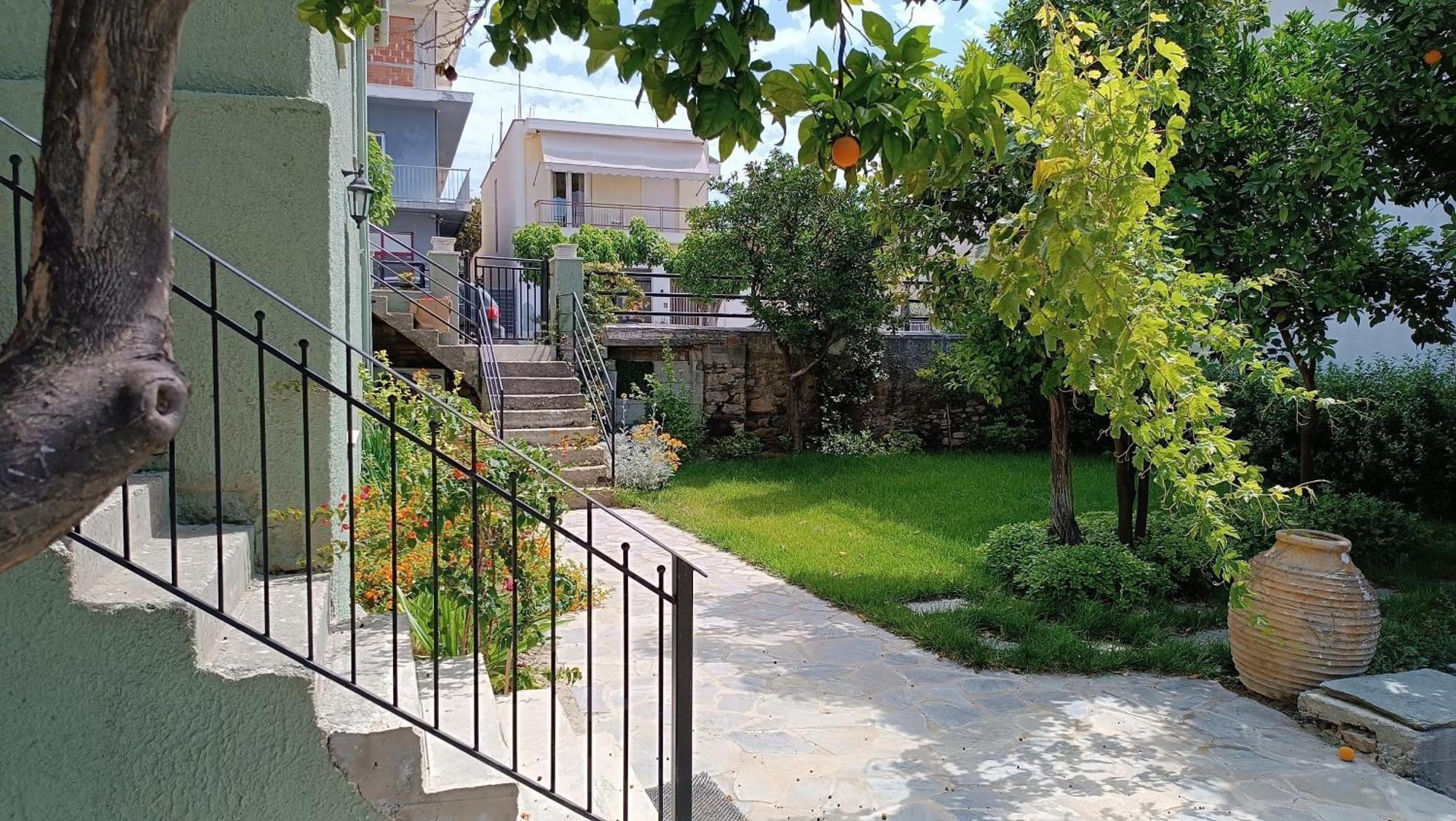 Betty'S Garden House Villa Nea Anchialos Luaran gambar